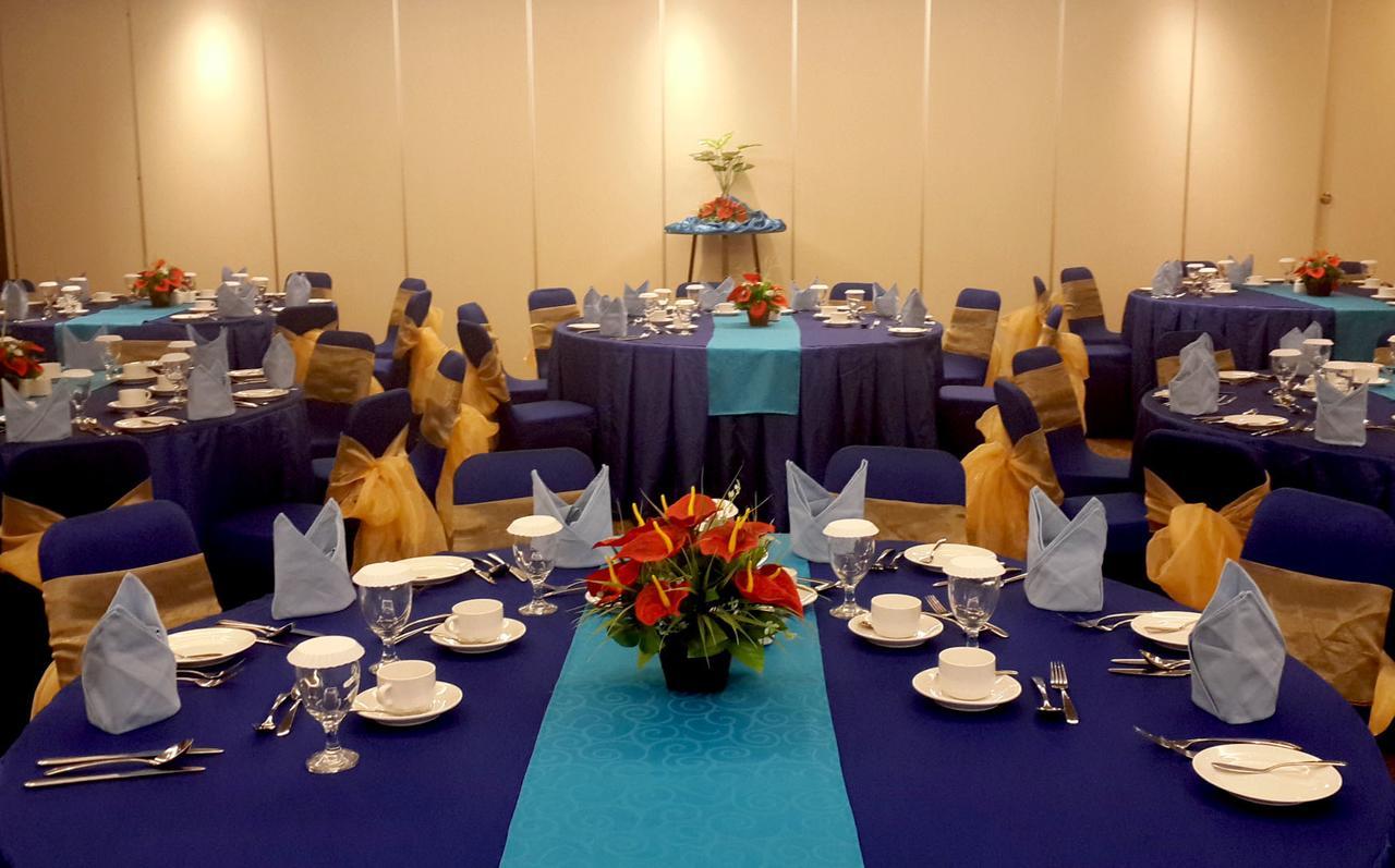 Hotel Brothers Biru Solo Baru Exterior photo