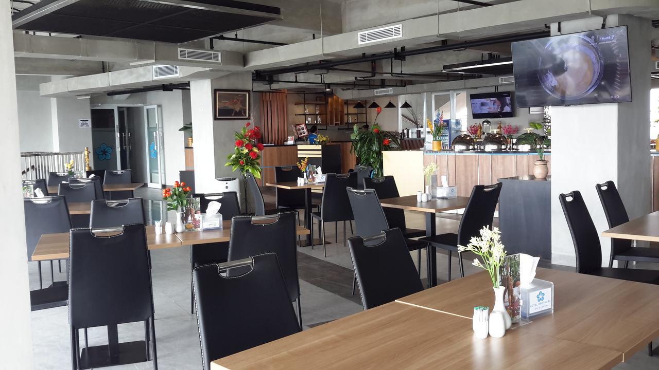 Hotel Brothers Biru Solo Baru Exterior photo