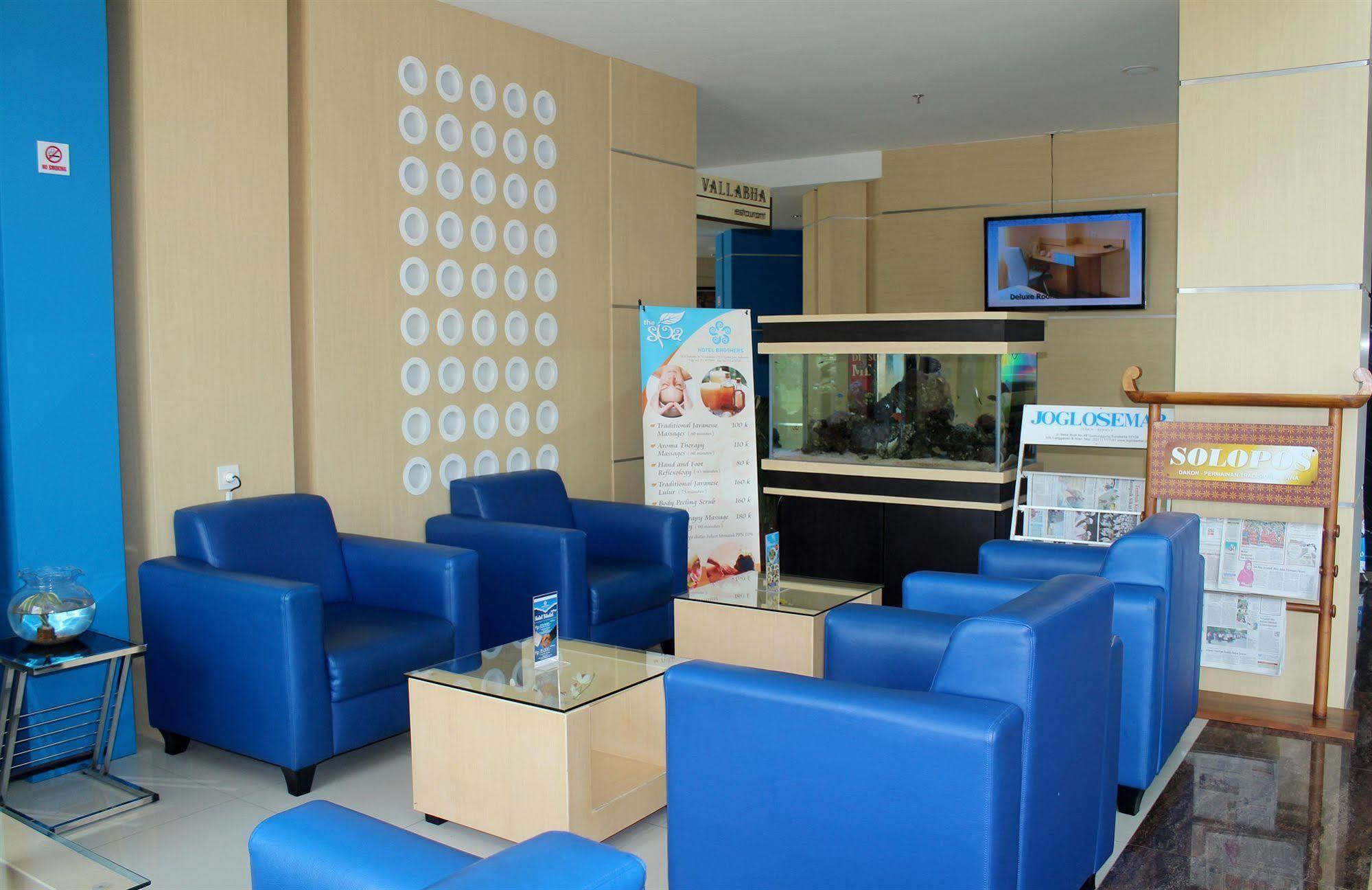 Hotel Brothers Biru Solo Baru Exterior photo